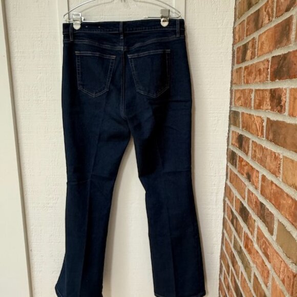 Loft Blue Denim Curvy Straight Jeans. Women's 30/10 - Picture 4 of 7